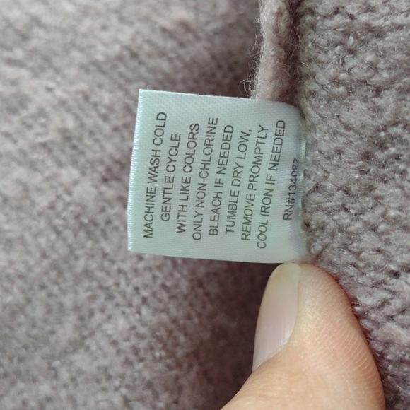 Hoodie Sweater - Picture 7 of 7